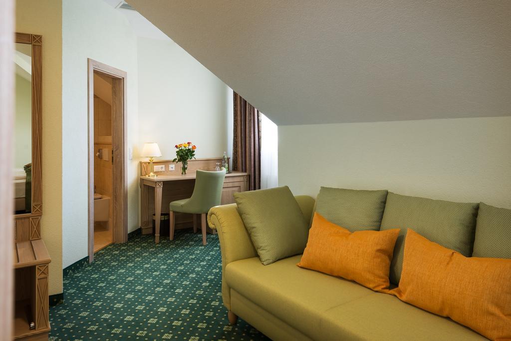 Hotel Rebstock Baden-Baden Exteriör bild